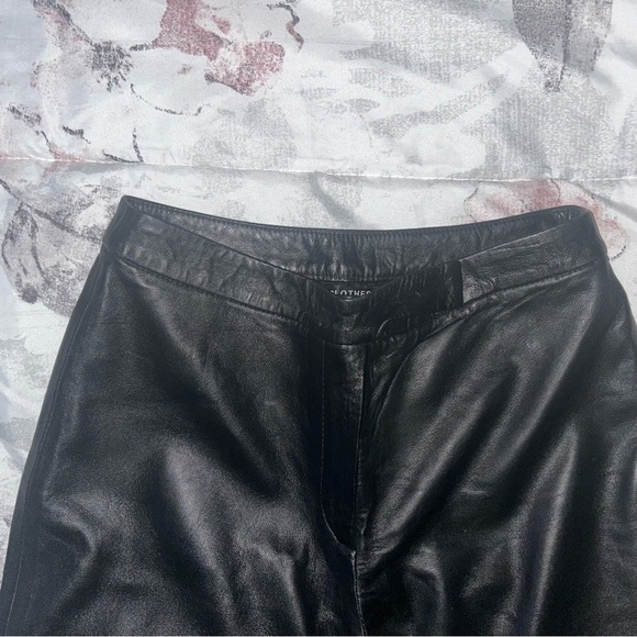 Black leather slacks - Picture 3 of 9